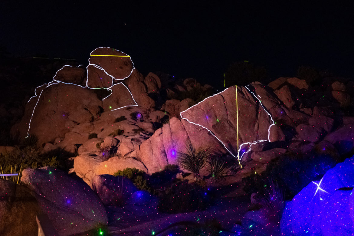Lightform projection – Checking boulder masks with the help of a laser party light