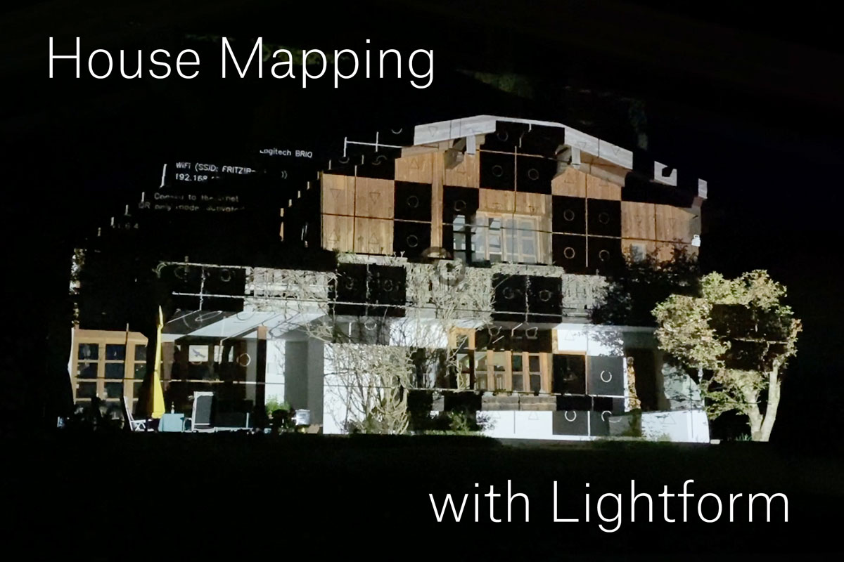 House Mapping: Projection Mapping A House with Lightform